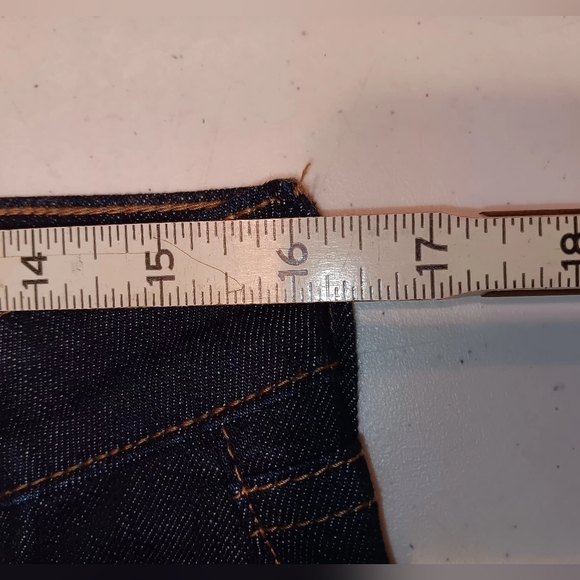 Levi's Boot Cut Dark Wash Women's Dark Blue Jeans NWT size 10 short - Picture 11 of 13
